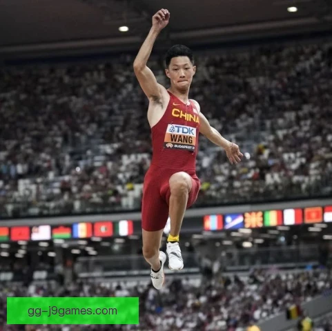 王嘉男柔韧协调训练升级，专项动作提升空中控制